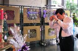 Nhấn vào để xem ..